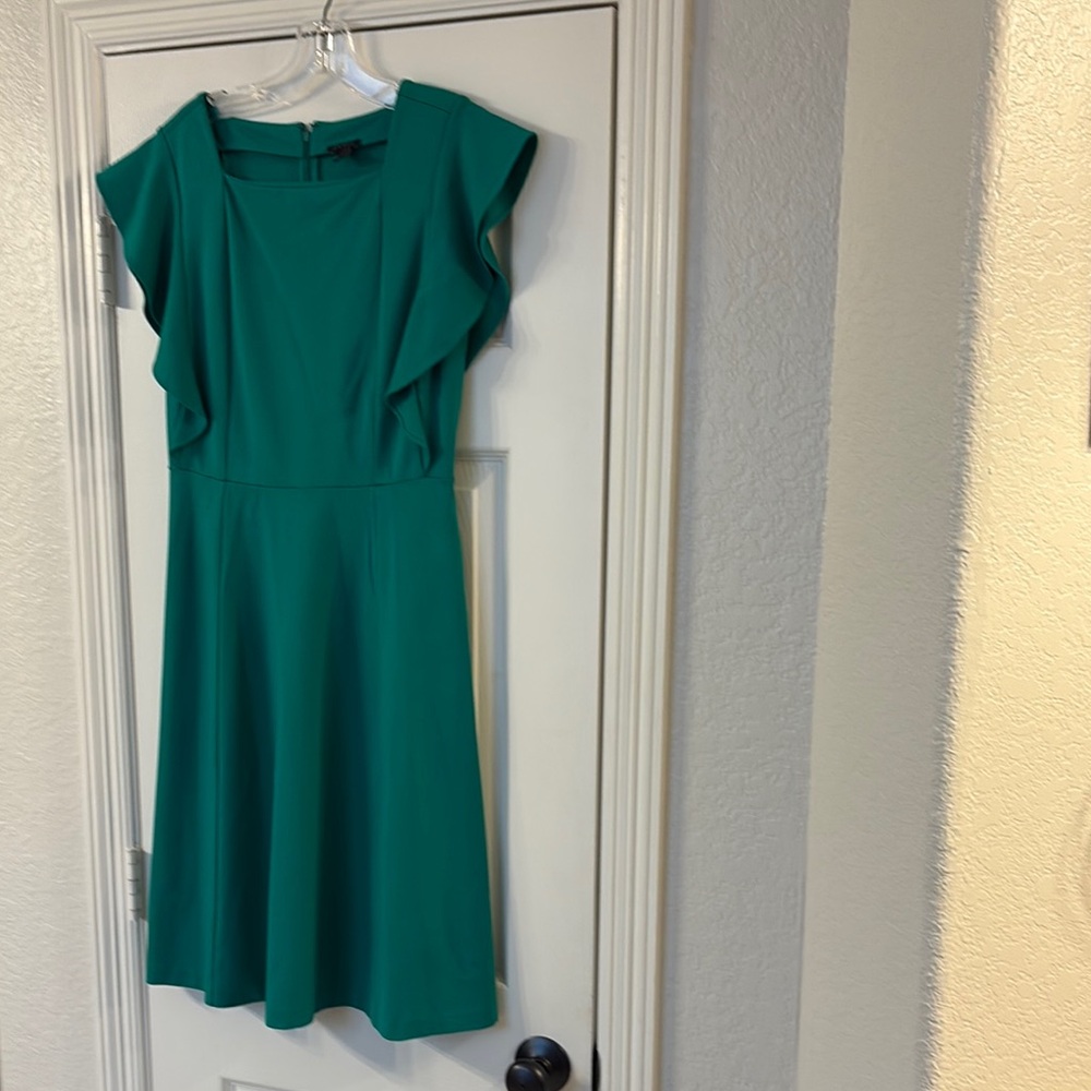 Ann Taylor Classic Green Dress